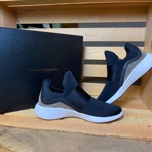 Donna Karan Cory slip-on sneaker sz 6